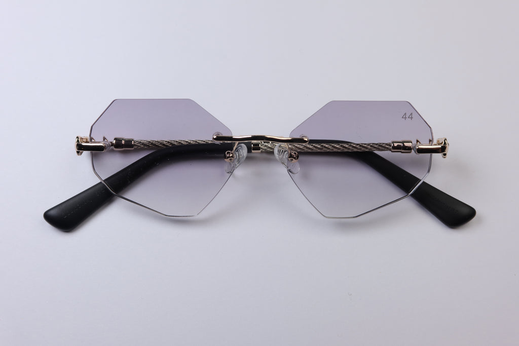 44 Aventura - Smokey