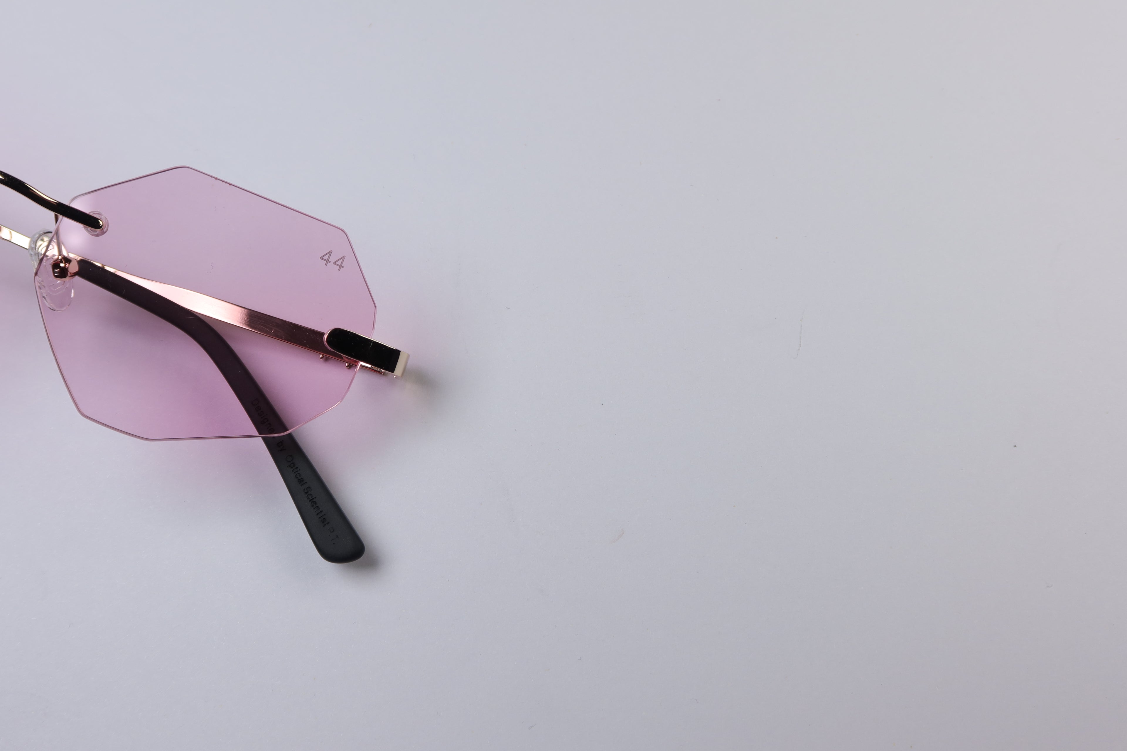 44 Aventura - Light Lila