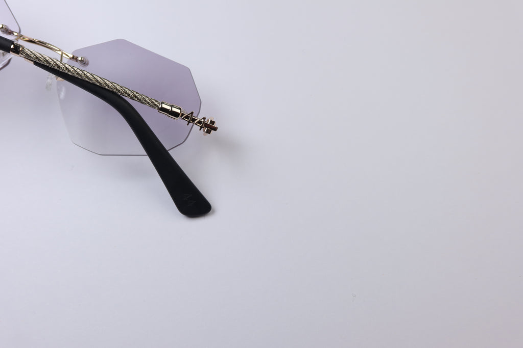 44 Aventura - Smokey