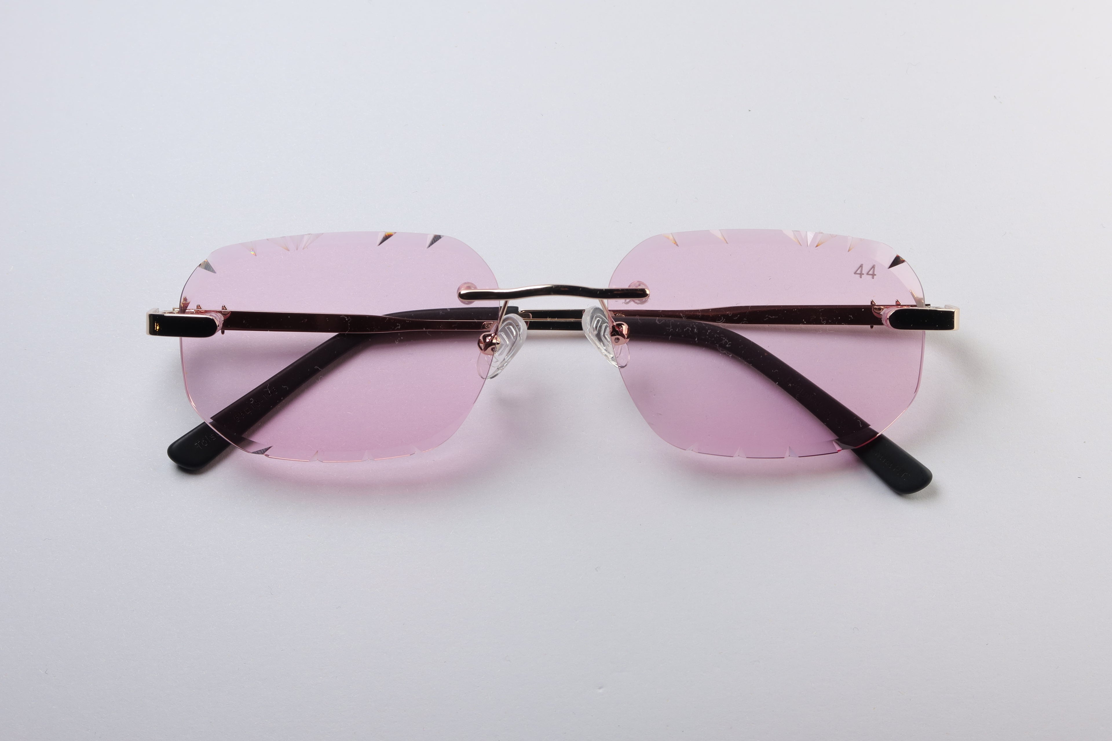 44 Fratello Light Lila