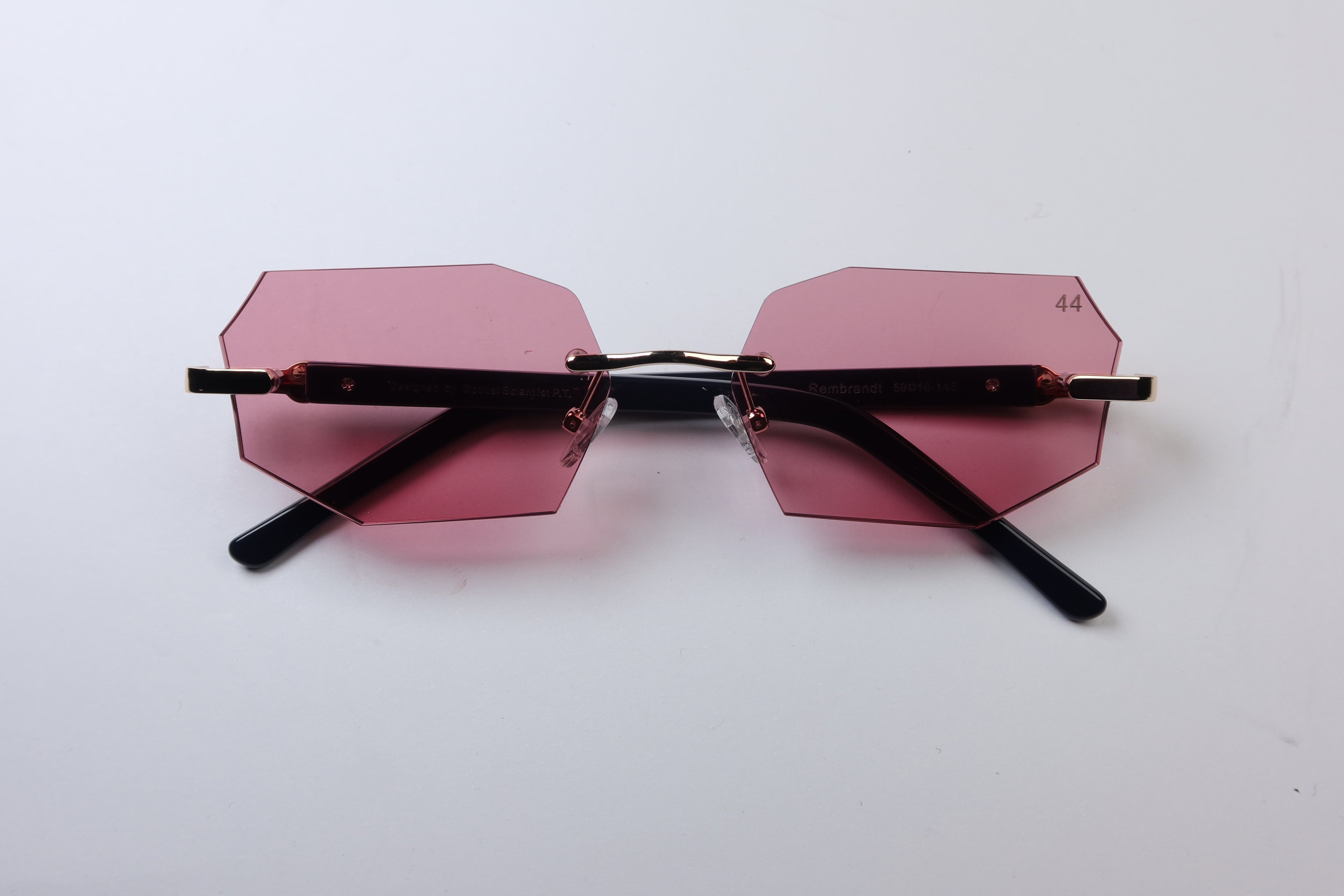 44 Strateg - Marrone