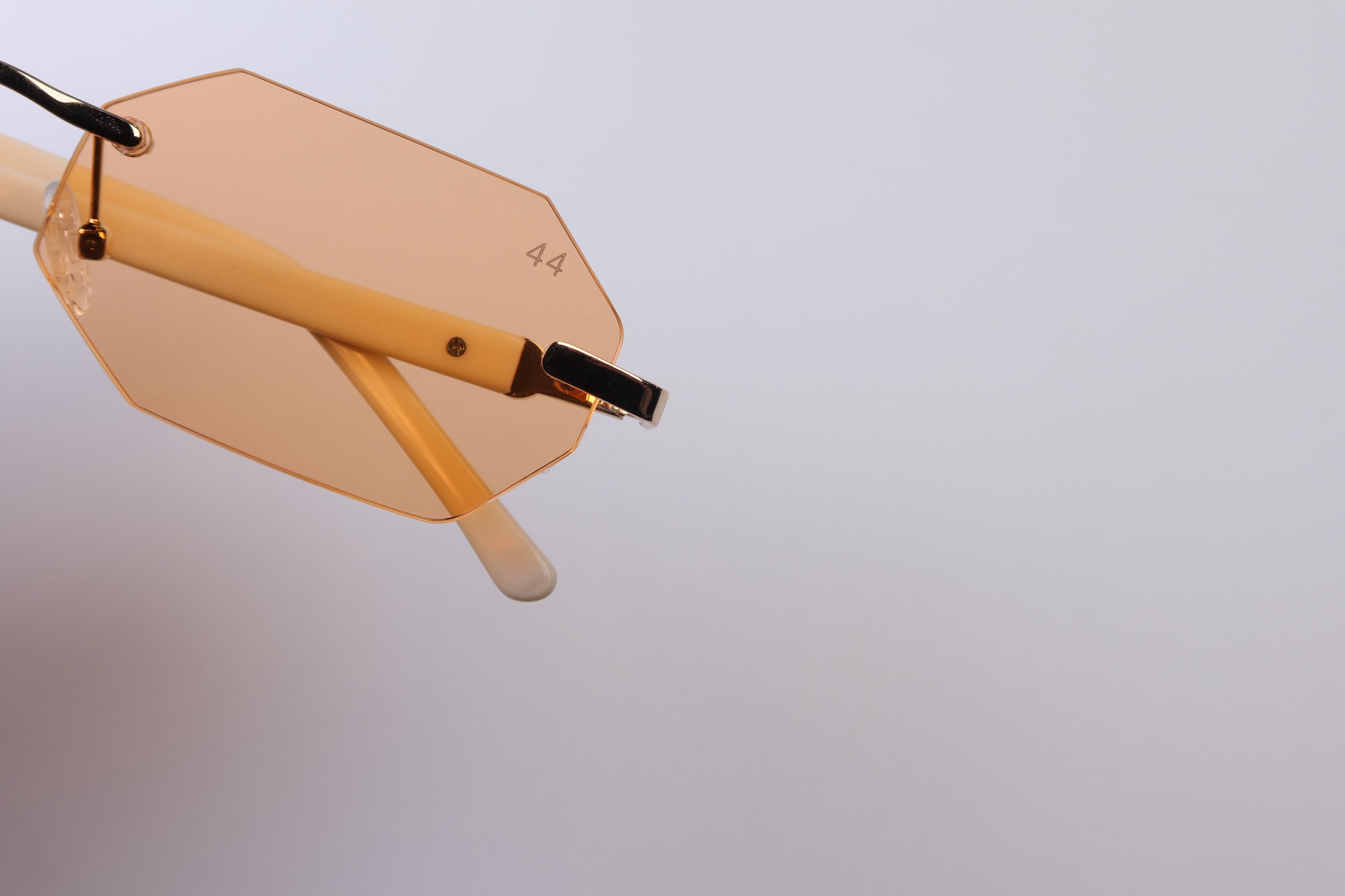 44 Diamanta - Sunset