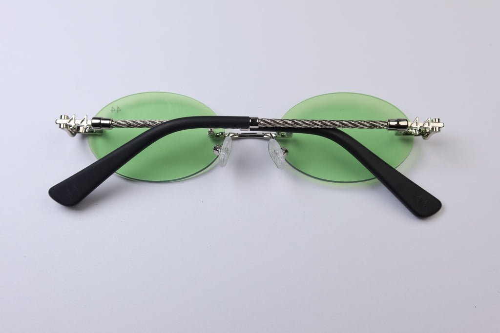 44 Dubai - Dirty Money