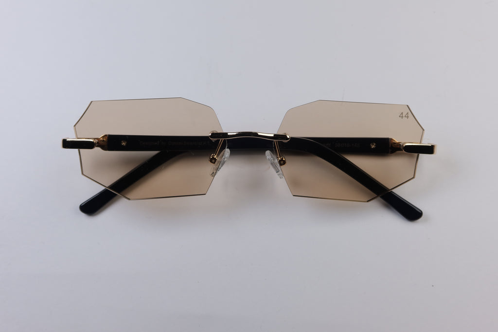 44 Strateg - Champagne