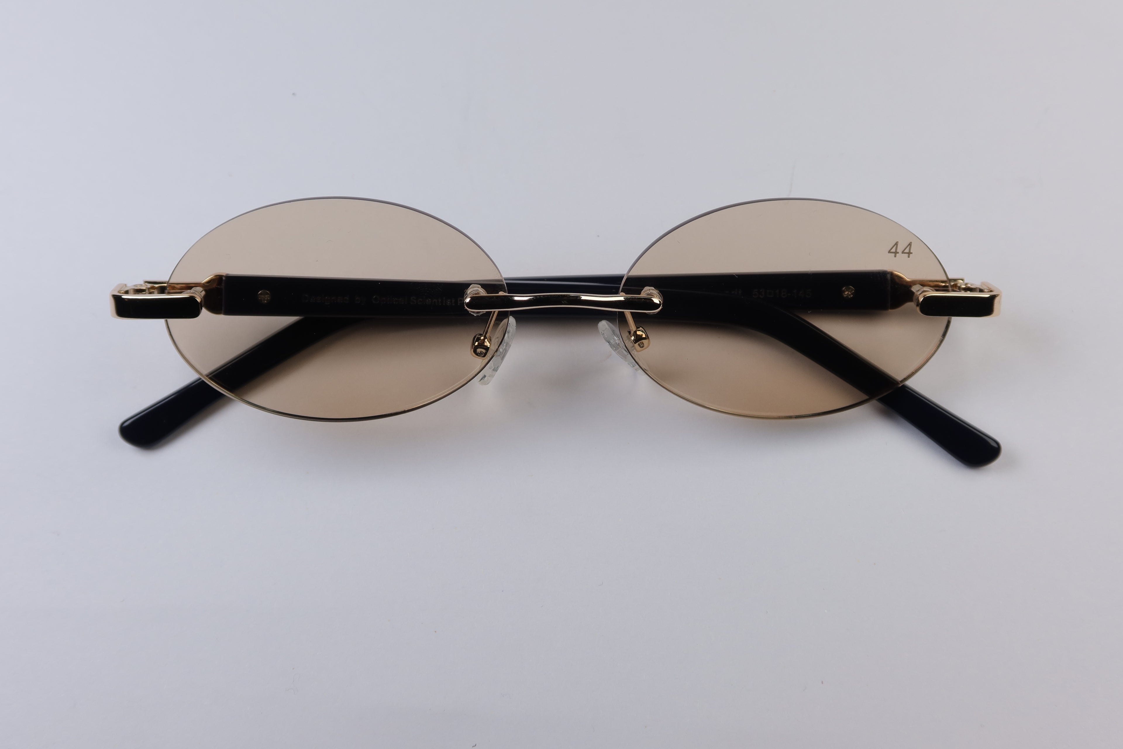 44 Dubai - Champagne