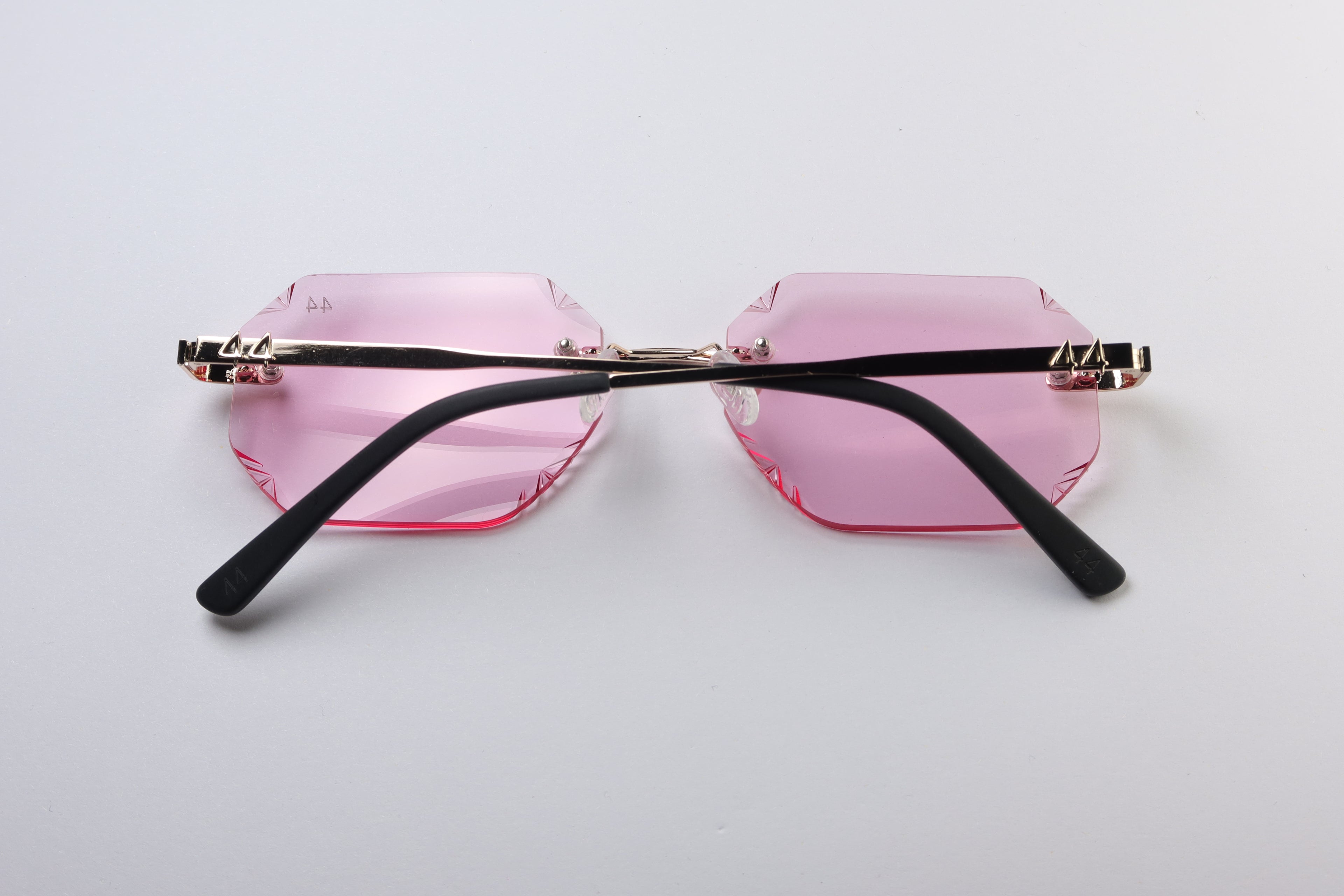 44 Triliona Light Lila