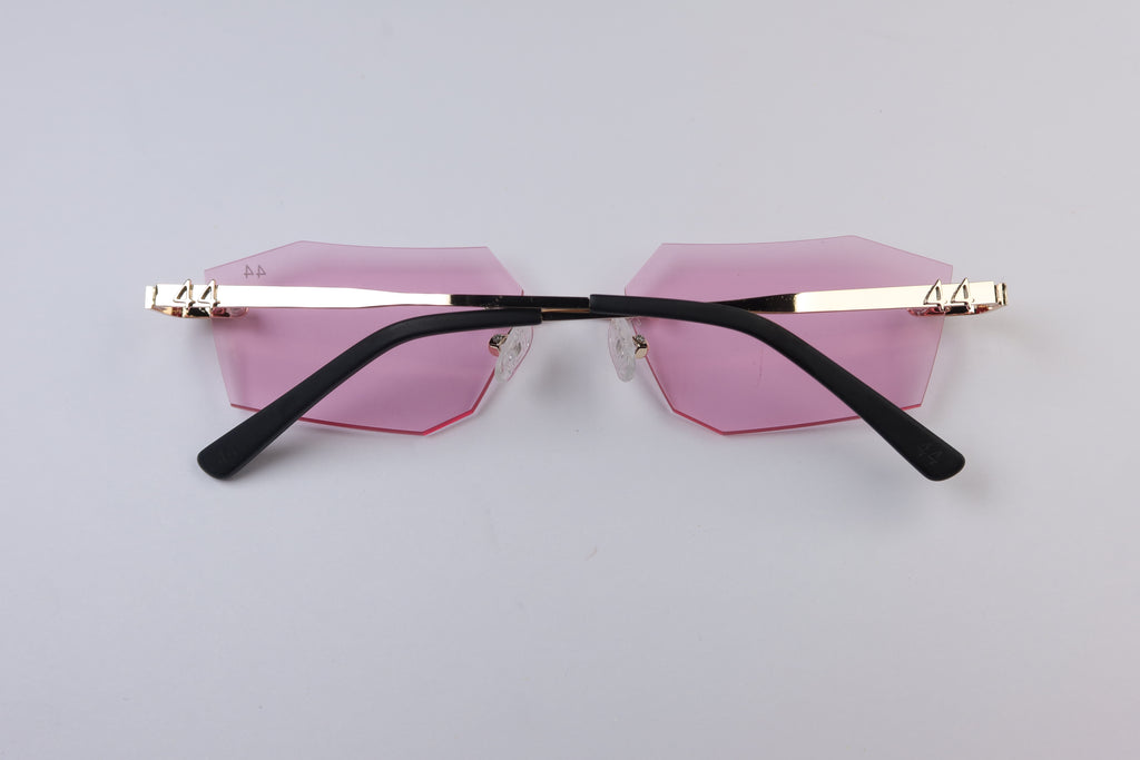 44 Demona - Light Lila