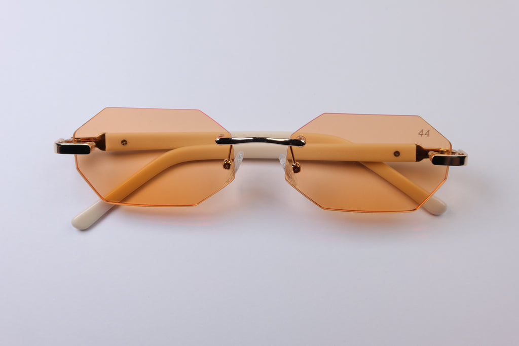 44 Diamanta - Sunset