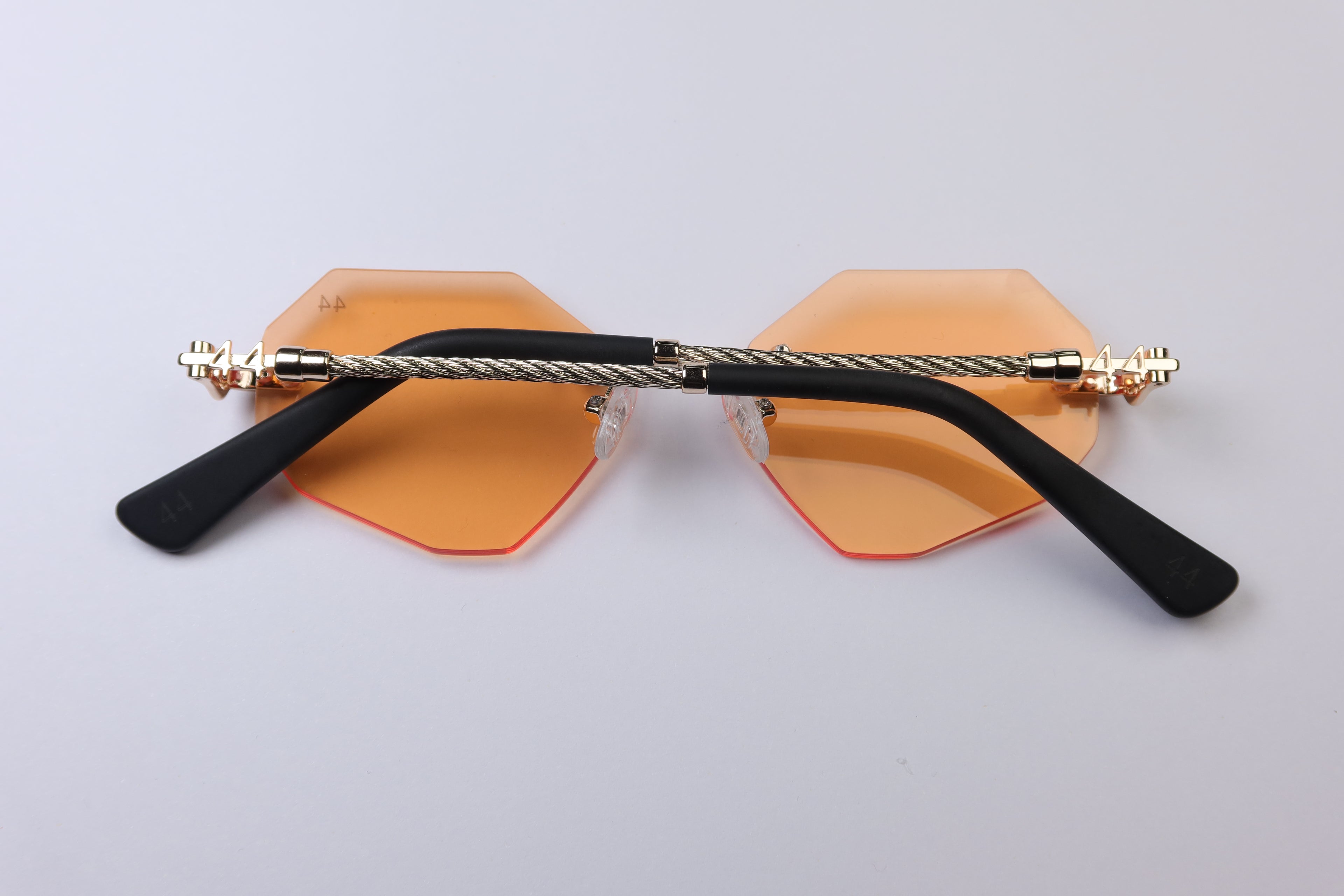 44 Aventura - Sunset