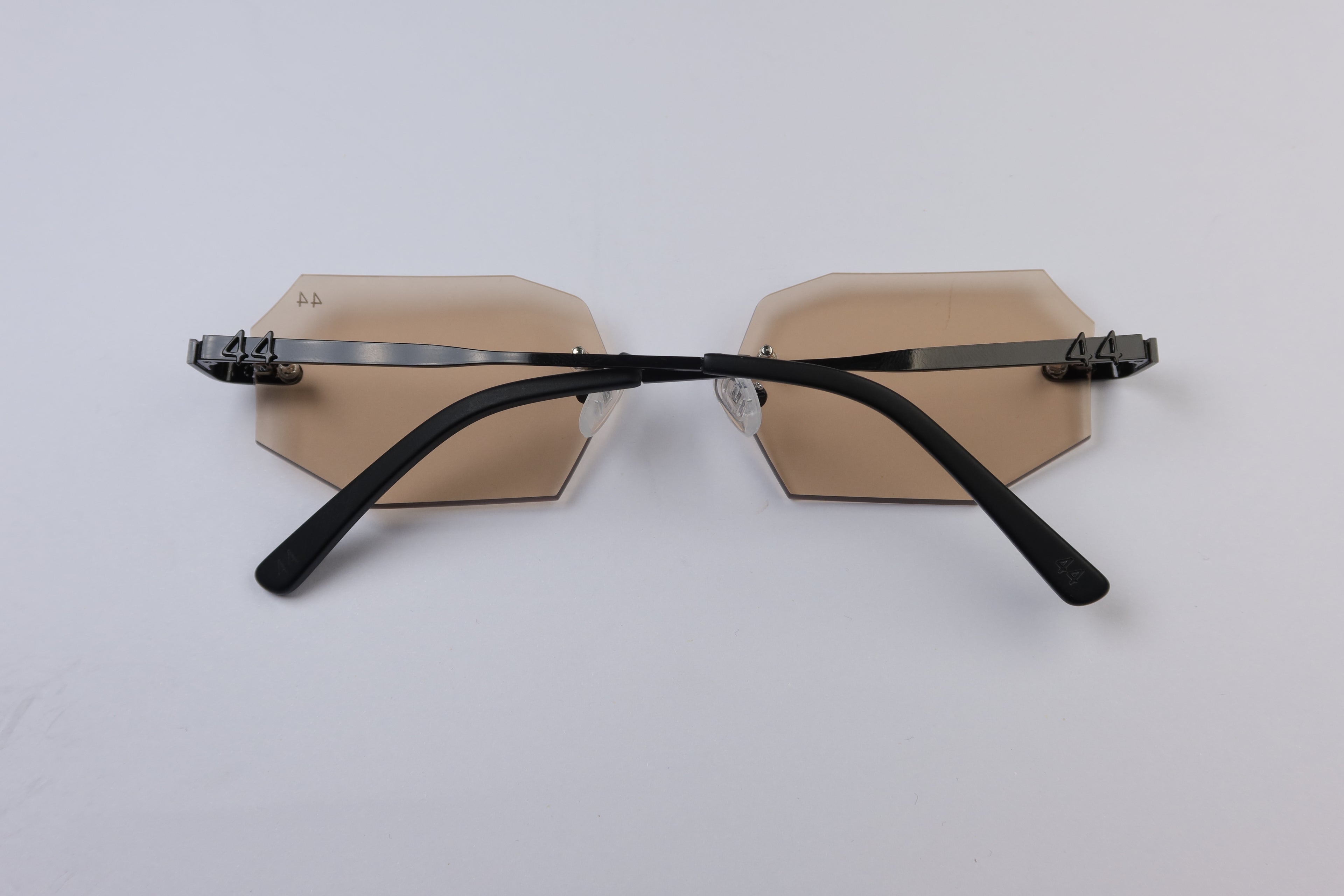 44 Strateg - Champagne