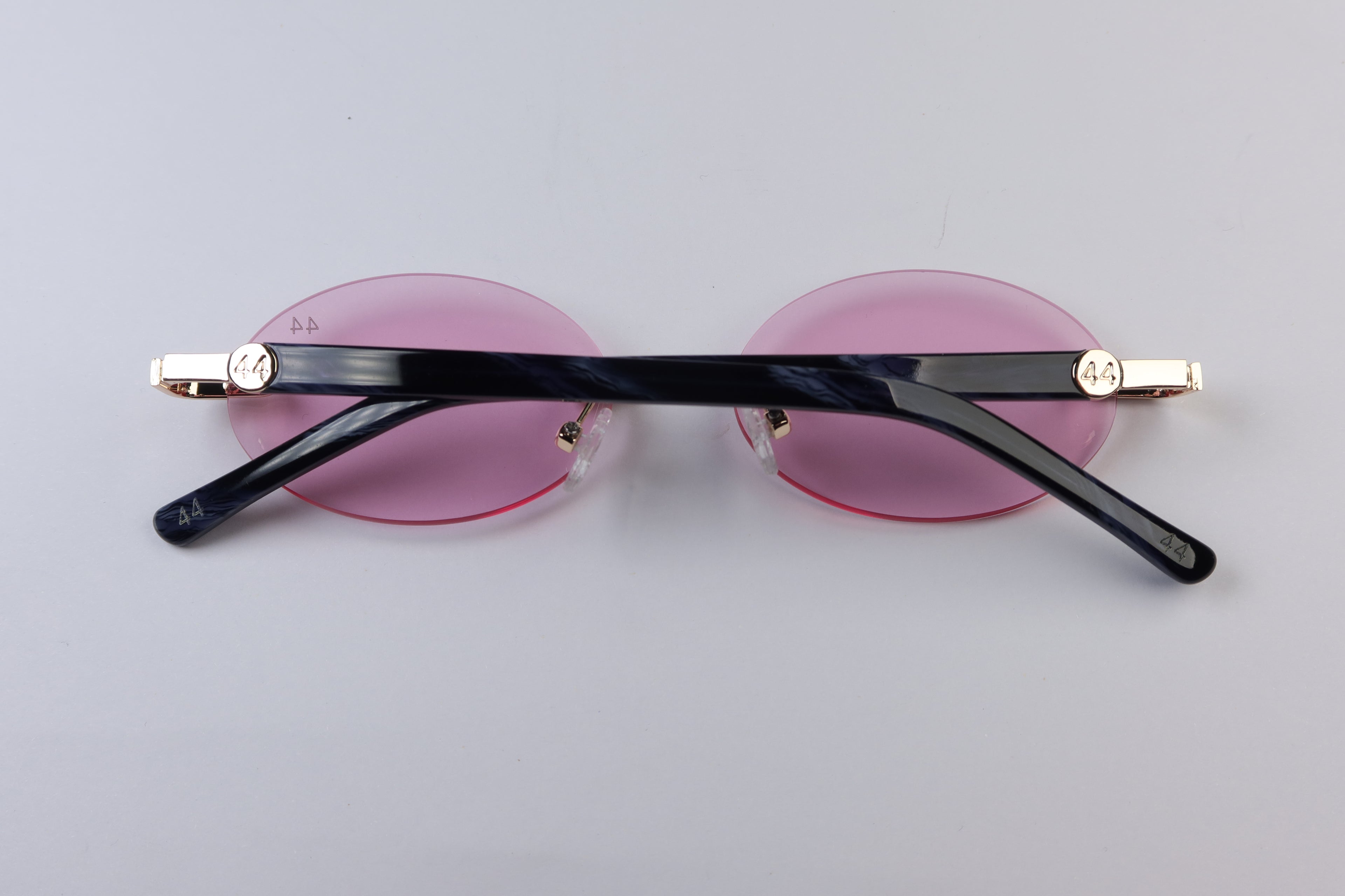 44 Dubai - Light Lila