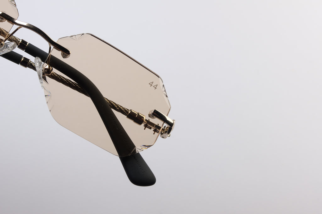 44 Triliona Champagne