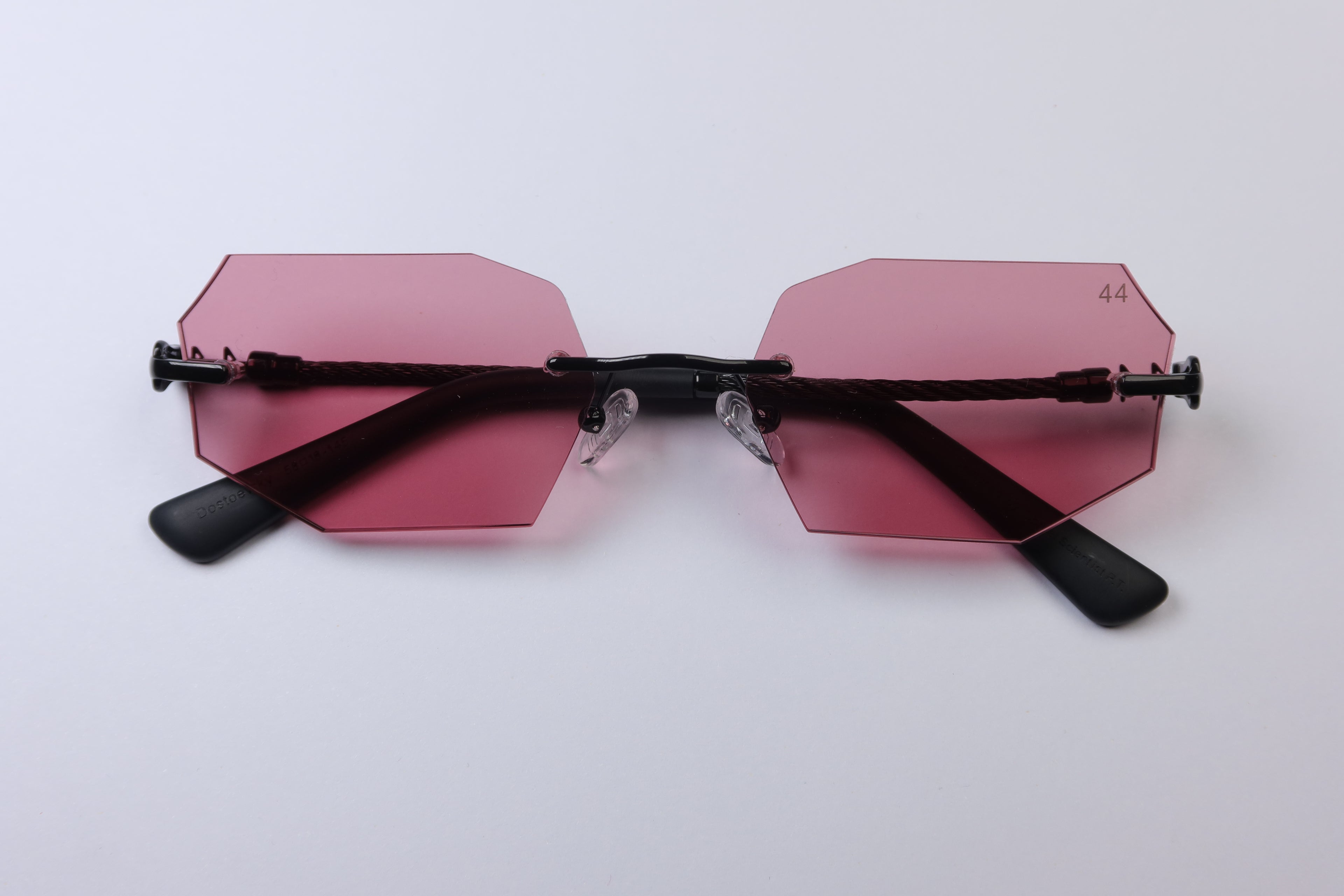 44 Strateg - Marrone